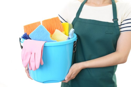 Checklist style preparation for end of tenancy cleaning in NW1
